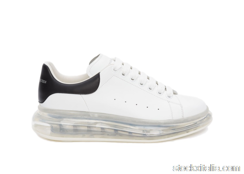 Outlet Alexander McQueen Oversized Clear Sole Black 604232WHX989061